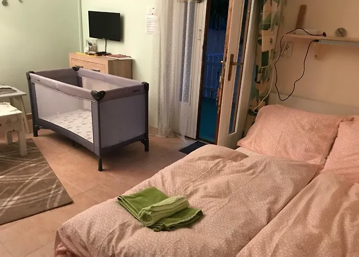 Apartment Redhill